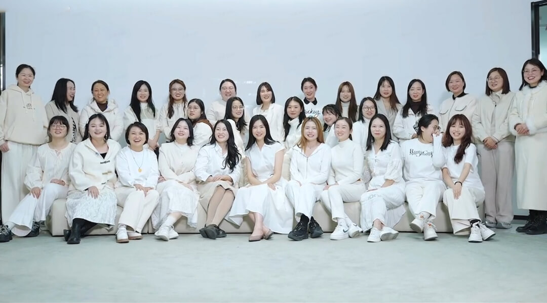 節(jié)日關(guān)懷